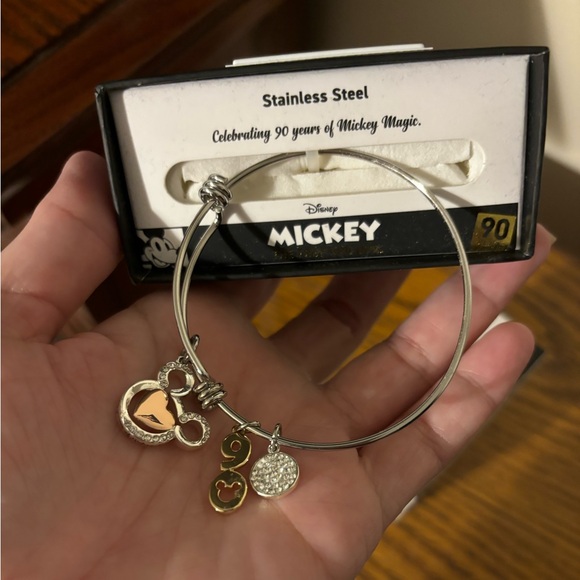 Disney Jewelry - 🧚🏻🧚🏻Collectible Disney 90th Anniversary Bangle Bracelet🧚🏻🧚🏻